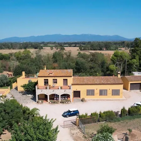 Les Cabretes Vilanova de la Muga