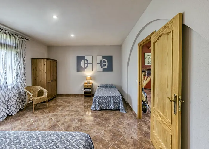 Les Cabretes * Vilanova de la Muga